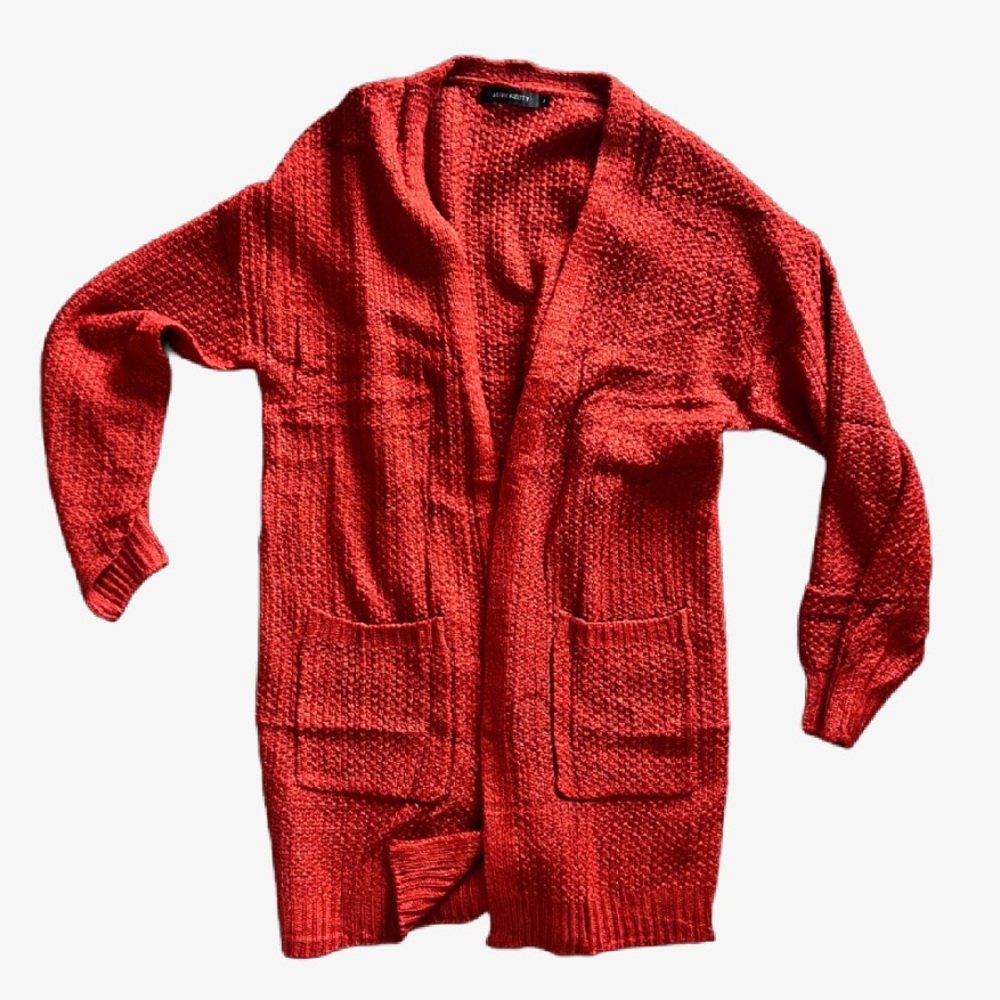 Cozy cardigan with patch pockets L